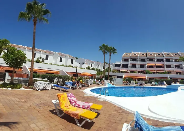 Beautiful Duplex With Heated Pool דירה